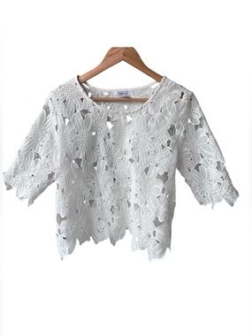 Dizzylissy Top White Floral Cut Out Preppy Business Casual Academia Party Large